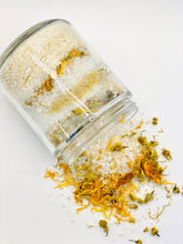 Load image into Gallery viewer, Botanical Blends Sea Soak Bath Salts (Oatmeal)