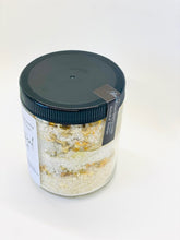 Load image into Gallery viewer, Botanical Blends Sea Soak Bath Salts (Oatmeal)